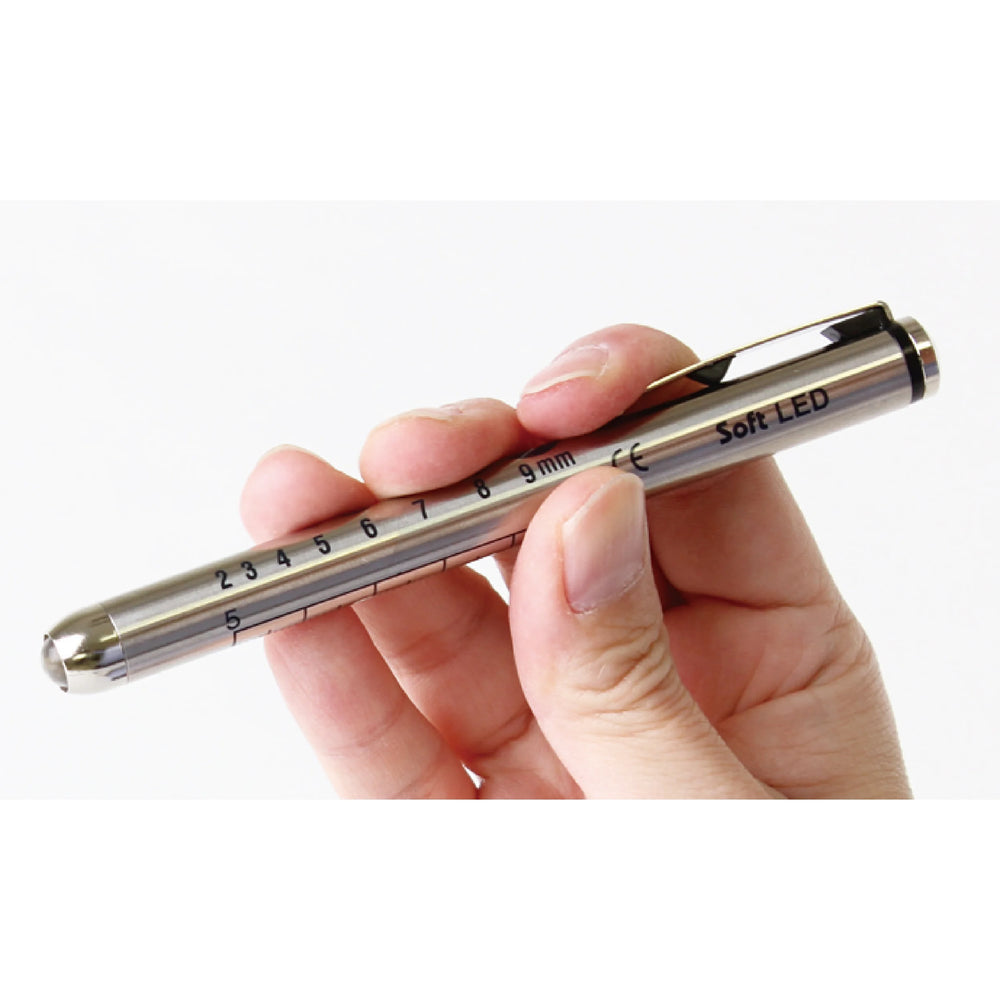 es soft LED Penlight -Clip ST-  / es ソフトLEDペンライト 瞳孔計付 -クリップ式 ST-